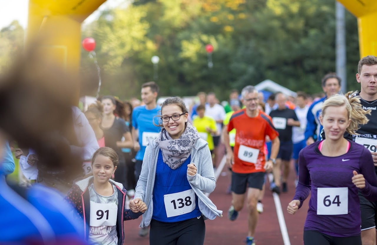 Bild vom 9. Benefizlauf im Jahr 2016. Dies ist das 159. Bild.